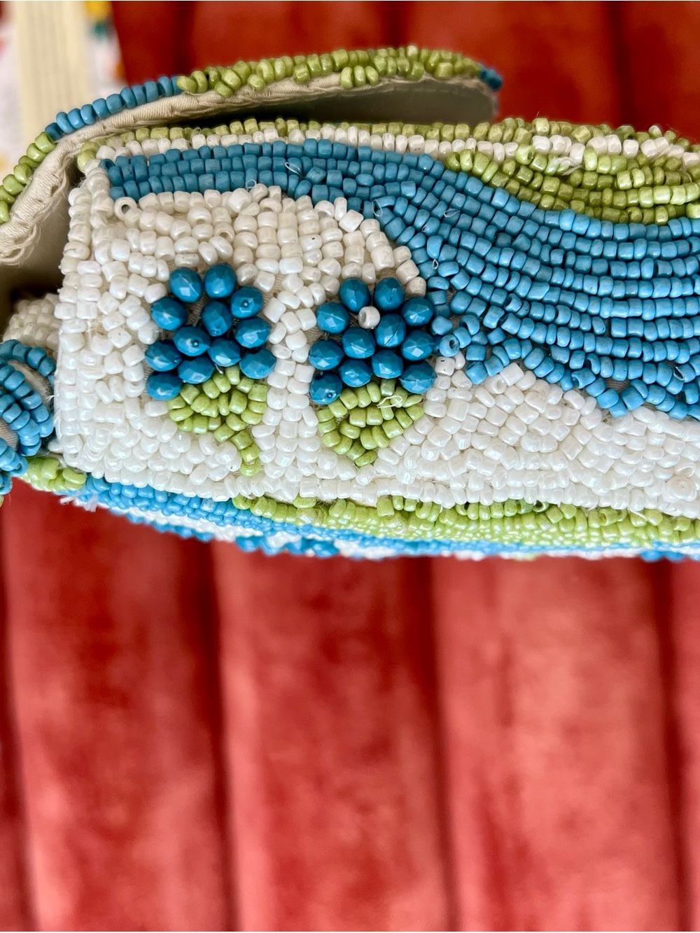 NWT Viral Blackberry Blueberry Beaded Blue & Green Shoulder Bag - Picture 9 of 11